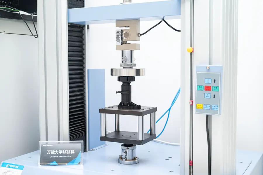 Universal Testing Machine