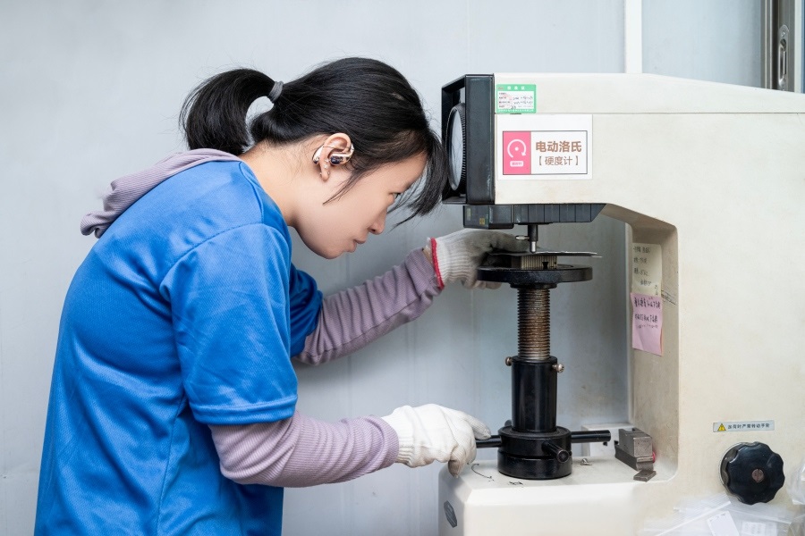 P13-1 S04 洛氏硬度计(1)